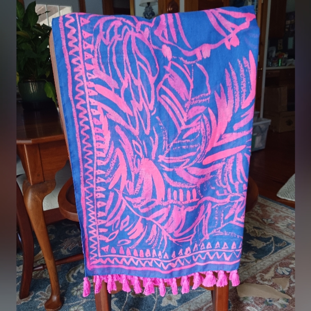 Lilly Pulitzer Pink Sunset Stan Still Resort Scarf EUC